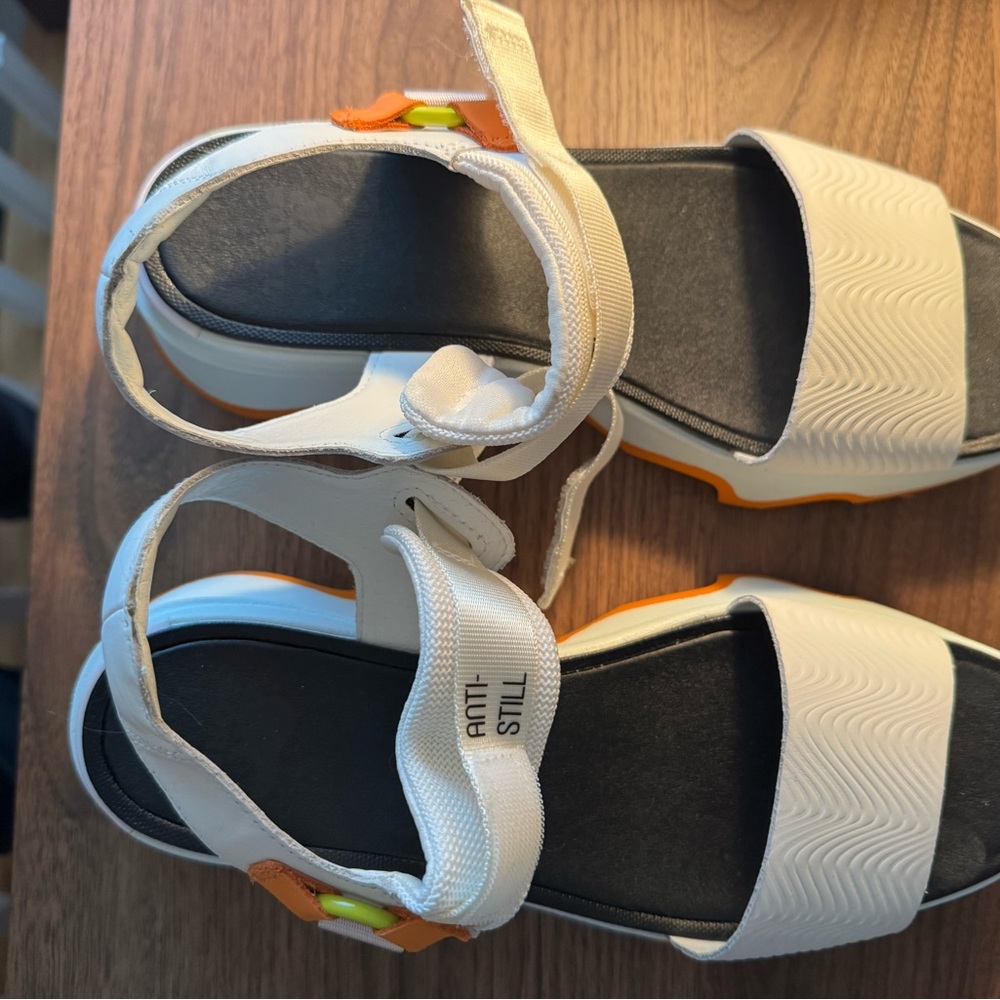 Sorel Women’s Sandals - Picture 2 of 9